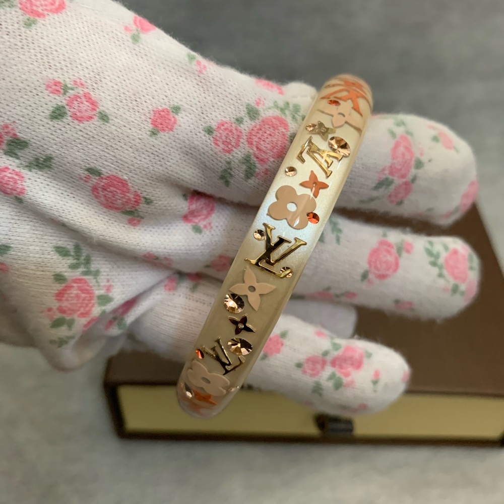LV bangle - Picture 5 of 9